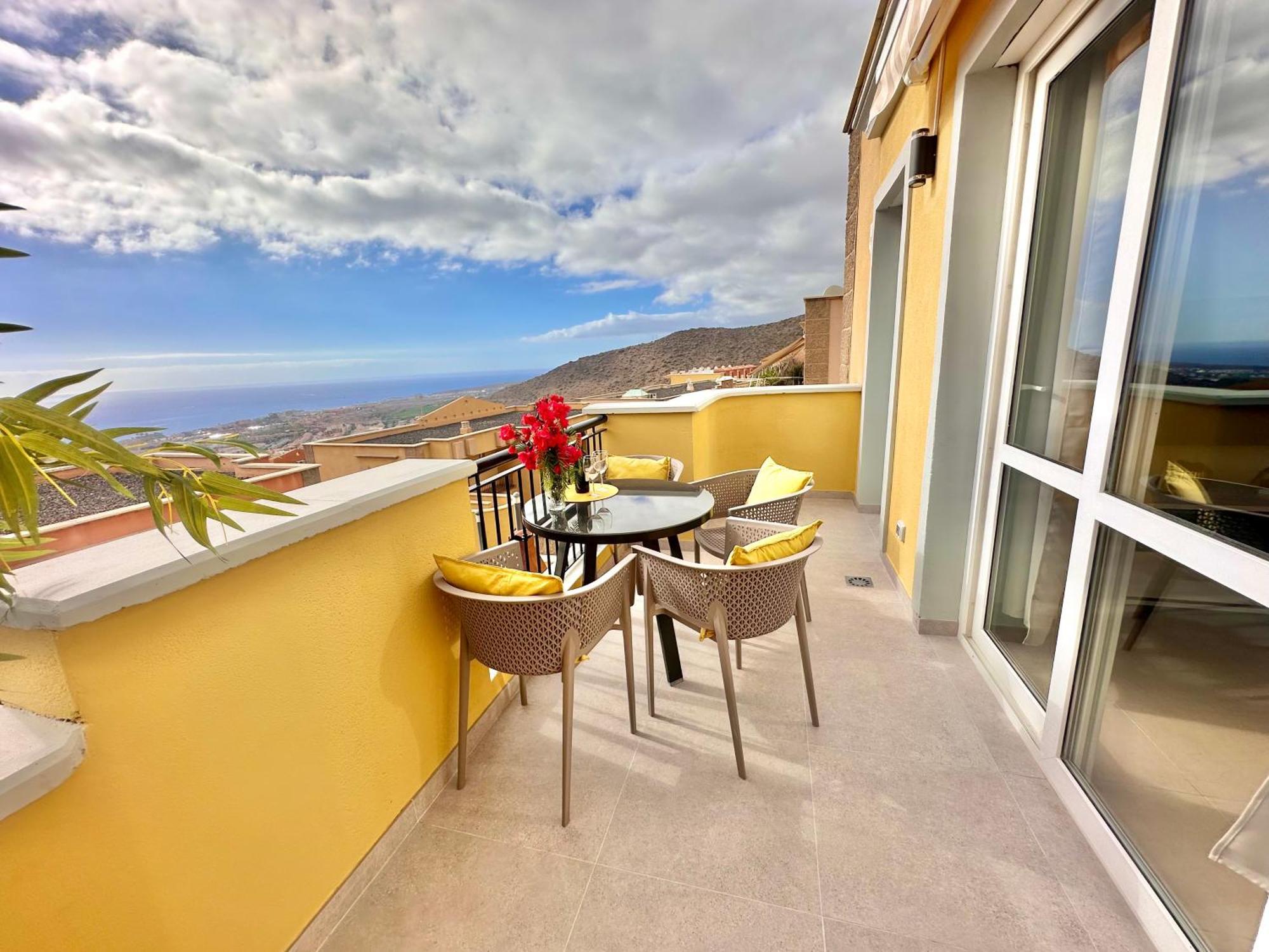 Sunshine Apartment With Sea Viev Costa Adeje  Εξωτερικό φωτογραφία